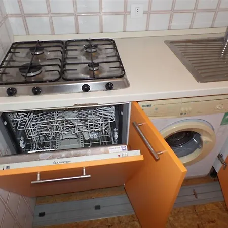 דירה Comfortable With Ac In